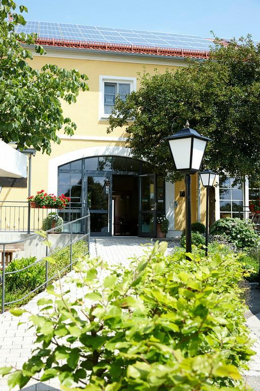 Hotel Eberl Hattenhofen (Bavaria) Exterior foto